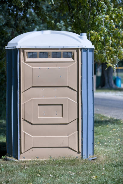 Best Construction site porta potty rental  in Monticello, WI